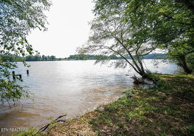 Photo 1 of Land for sale at Lot 6 Valley Dr, Loudon, TN 37774 | MLS# 1354790 | Listing updated on 2026-09-08