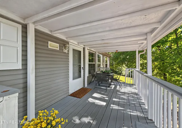 Photo 3 of Sale Pending at 501 Park Ave, Clinton, TN 37716 | MLS# 1354393 | Listing updated on 2026-09-14