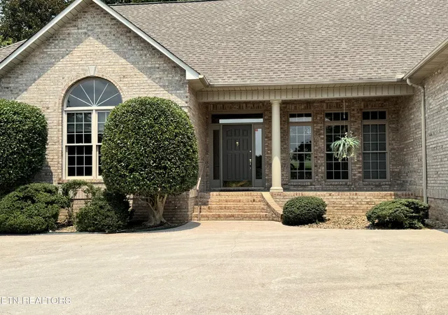 Photo 3 of Single family home for sale at 121 Walosi Way, Loudon, TN 37774 | MLS# 1354244 | Listing updated on 2026-09-11