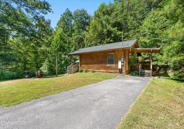 Photo 1 of Single family home for sale at 1284 Laurel Lick Rd #2, Sevierville, TN 37862 | MLS# 1354254 | Listing updated on 2026-09-03