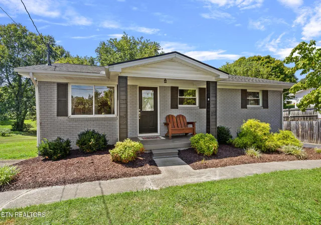 Photo 1 of Sale Pending at 2836 Black Oak Rd, Jefferson City, TN 37760 | MLS# 1354299 | Listing updated on 2026-09-10