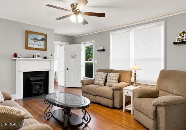 Photo 2 of Single family home for sale at 301 W Main St, Niota, TN 37826 | MLS# 1354272 | Listing updated on 2026-09-03