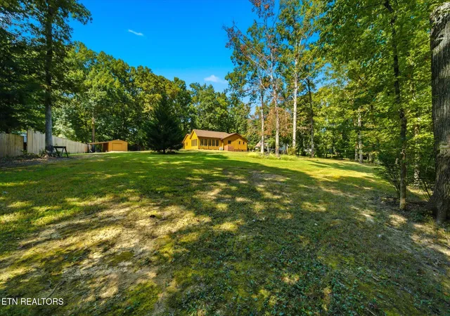 Photo 3 of Single family home for sale at 372 Fallen Oak Cir, Seymour, TN 37865 | MLS# 1354303 | Listing updated on 2026-09-25