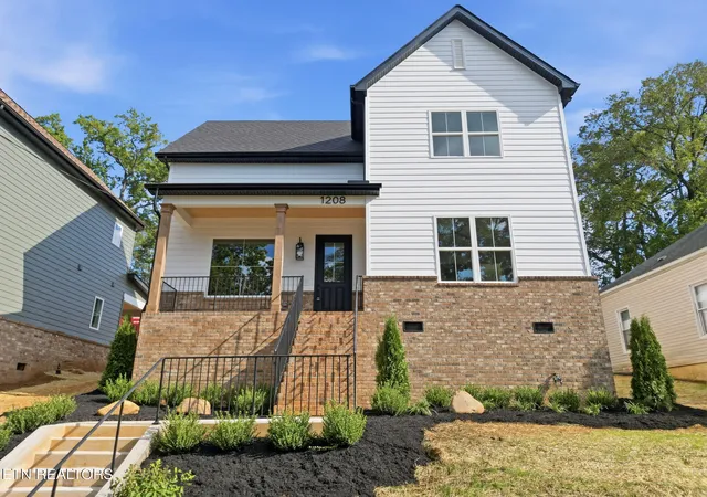 Photo 1 of Single family home for sale at 1208 Valley Ave, Knoxville, TN 37920 | MLS# 1354595 | Listing updated on 2026-09-16
