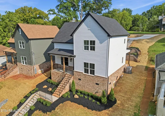Photo 2 of Single family home for sale at 1208 Valley Ave, Knoxville, TN 37920 | MLS# 1354595 | Listing updated on 2026-09-16
