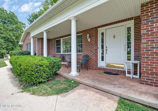 Photo 2 of Single family home for sale at 5804 Genesis Rd, Crossville, TN 38571 | MLS# 1354311 | Listing updated on 2026-09-12