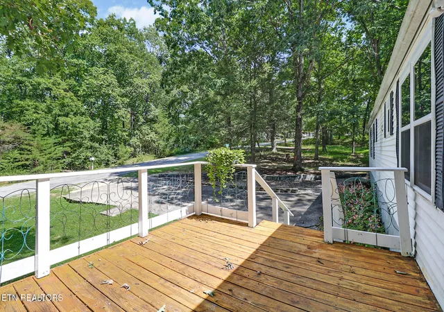 Photo 2 of Single family home for sale at 106 Avon Ln, Crossville, TN 38558 | MLS# 1354353 | Listing updated on 2026-09-04