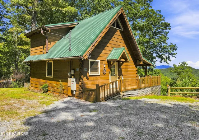 Photo 2 of Single family home for sale at 4361 Oakland Way #3, Gatlinburg, TN 37738 | MLS# 1354331 | Listing updated on 2026-09-04