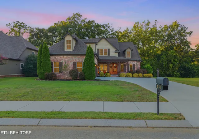 Photo 1 of Single family home for sale at 631 Karch Dr, Maryville, TN 37803 | MLS# 1354334 | Listing updated on 2026-09-25