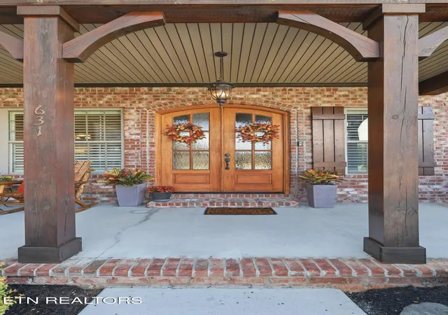Photo 3 of Single family home for sale at 631 Karch Dr, Maryville, TN 37803 | MLS# 1354334 | Listing updated on 2026-09-25