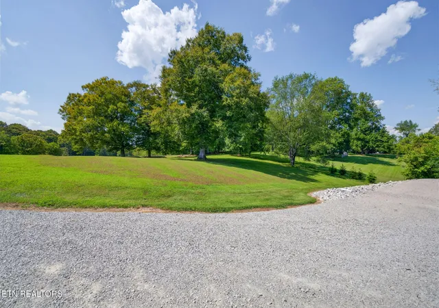 Photo 2 of Sale Pending at 5222 Turney Groce Rd, Byrdstown, TN 38549 | MLS# 1354332 | Listing updated on 2026-09-09