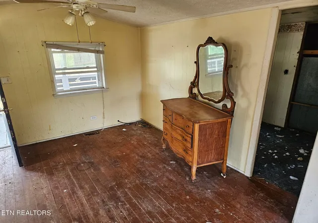 Photo 16 of Single family home for sale at 145 Crabtree Ln, Caryville, TN 37714 | MLS# 1354338 | Listing updated on 2026-09-04