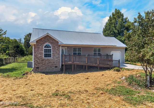 Photo 2 of Single family home for sale at 3806 Holders Grv Rd, Cosby, TN 37722 | MLS# 1354618 | Listing updated on 2026-09-14