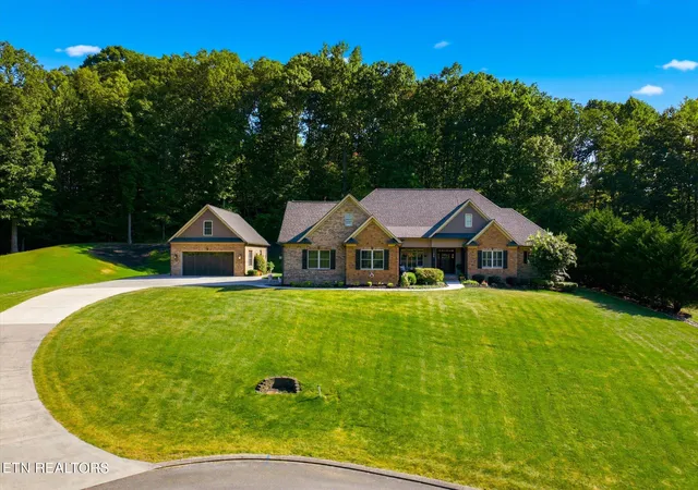 Photo 3 of Sale Pending at 190 County Rd 7005, Athens, TN 37303 | MLS# 1354457 | Listing updated on 2026-09-05
