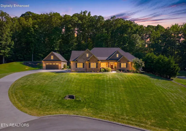 Photo 3 of Sale Pending at 190 County Rd 7005, Athens, TN 37303 | MLS# 1354457 | Listing updated on 2026-09-05