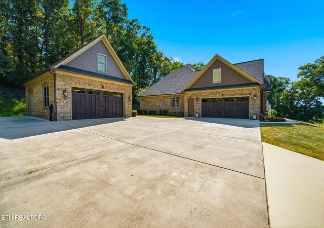 Photo 4 of Sale Pending at 190 County Rd 7005, Athens, TN 37303 | MLS# 1354457 | Listing updated on 2026-09-05
