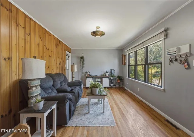 Photo 4 of Sale Pending at 4607 Josephine Rd, Knoxville, TN 37918 | MLS# 1354638 | Listing updated on 2026-09-15