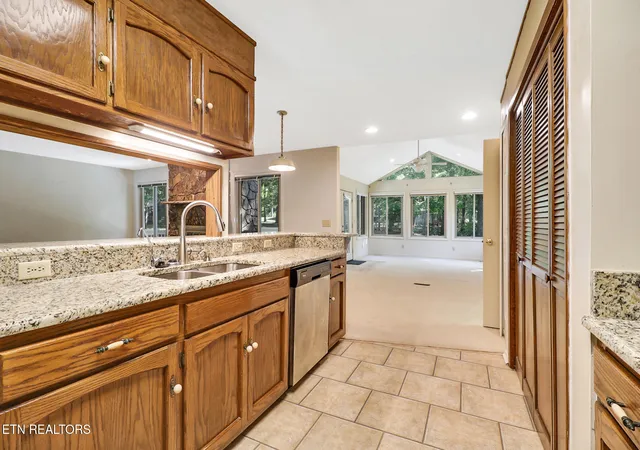 Photo 2 of Sale Pending at 105 Anglewood Dr, Crossville, TN 38558 | MLS# 1354422 | Listing updated on 2026-09-09