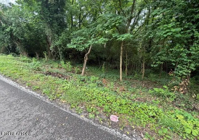 Photo 1 of Land for sale at 4210 Skyline Dr, Knoxville, TN 37914 | MLS# 1354355 | Listing updated on 2026-09-04