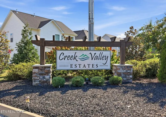 Photo 2 of Single family home for sale at 8411 Crk Valley Ln, Knoxville, TN 37931 | MLS# 1354850 | Listing updated on 2026-09-14