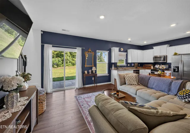 Photo 4 of Sale Pending at 12437 Hatmaker Ln, Knoxville, TN 37932 | MLS# 1354360 | Listing updated on 2026-09-10