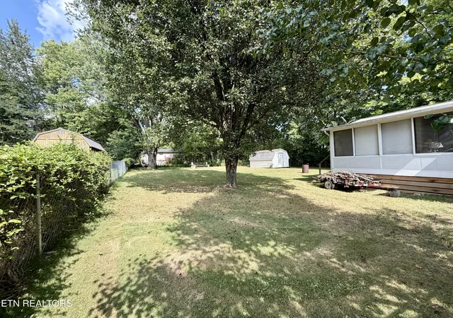Photo 3 of Single family home for sale at 7900 Quail Run Rd, Knoxville, TN 37938 | MLS# 1354497 | Listing updated on 2026-09-04