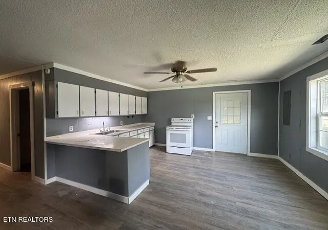 Photo 4 of Single family home for sale at 1182 Oak Hl Rd, Dayton, TN 37321 | MLS# 1354365 | Listing updated on 2026-09-18