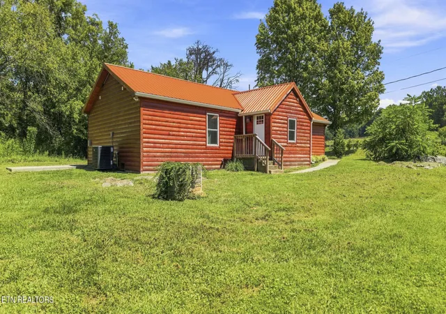 Photo 2 of Single family home for sale at 1217 Jayell Rd, Sevierville, TN 37862 | MLS# 1354373 | Listing updated on 2026-09-04