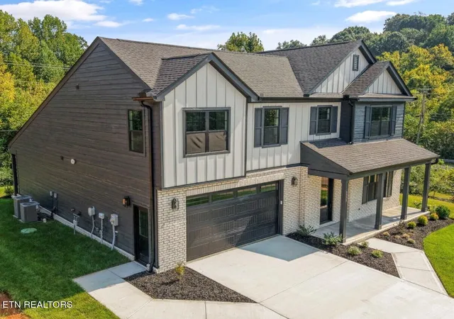 Photo 2 of Single family home for sale at 9928 Alani Hl Way Lot 1, Knoxville, TN 37922 | MLS# 1354760 | Listing updated on 2026-09-17