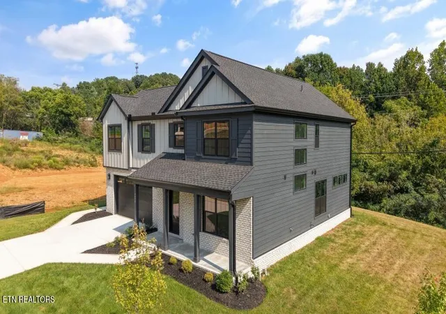 Photo 3 of Single family home for sale at 9928 Alani Hl Way Lot 1, Knoxville, TN 37922 | MLS# 1354760 | Listing updated on 2026-09-17