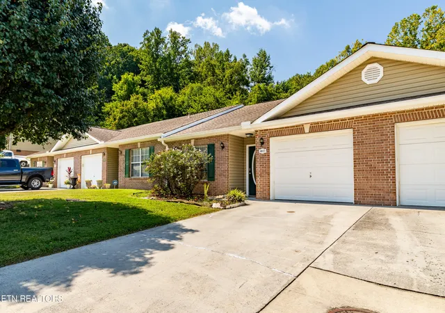 Photo 2 of Sale Pending at 4027 Darwin Way, Knoxville, TN 37918 | MLS# 1354561 | Listing updated on 2026-09-10