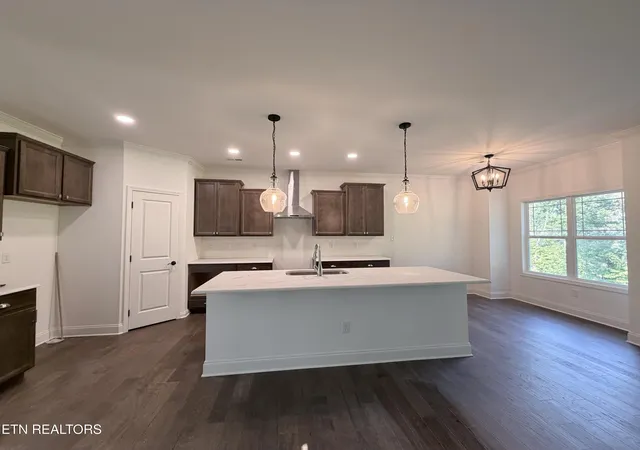 Photo 3 of Single family home for sale at 8915 Twisted Willow Ln, Knoxville, TN 37931 | MLS# 1354508 | Listing updated on 2026-09-14