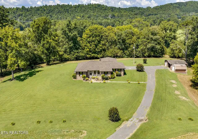 Photo 2 of Single family home for sale at 13655 State Hwy 68, Ten Mile, TN 37880 | MLS# 1354724 | Listing updated on 2026-09-30