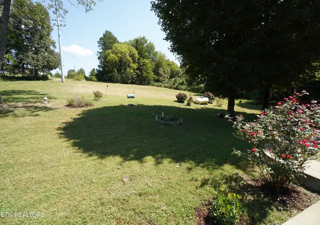 Photo 2 of Sale Pending at 1044 Fate Rankin Rd, Jefferson City, TN 37760 | MLS# 1354479 | Listing updated on 2026-09-14