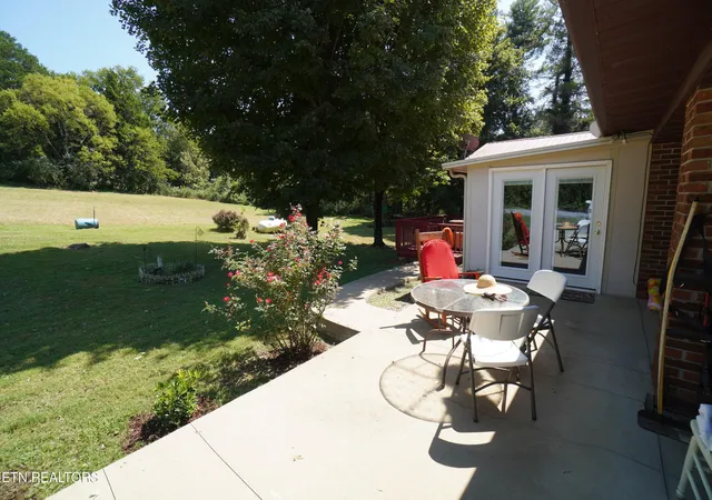Photo 3 of Sale Pending at 1044 Fate Rankin Rd, Jefferson City, TN 37760 | MLS# 1354479 | Listing updated on 2026-09-14
