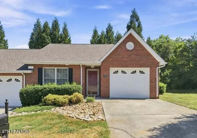 Single family home for sale at 206 Montalee Way, Knoxville, TN 37924 | MLS# 1354439