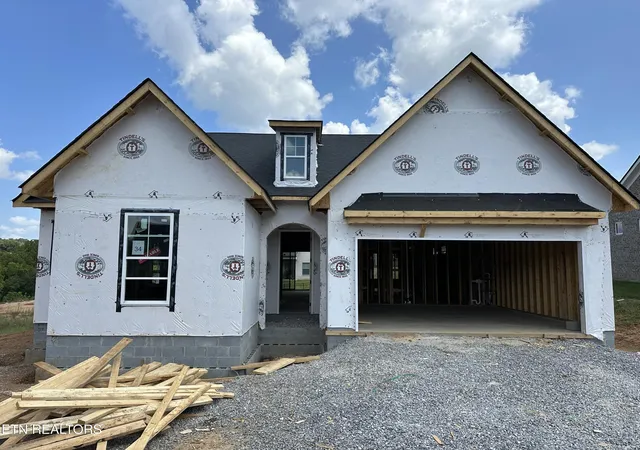 Photo 2 of Single family home for sale at Lot 34 Deer Xing Dr, Knoxville, TN 37932 | MLS# 1354975 | Listing updated on 2026-09-10