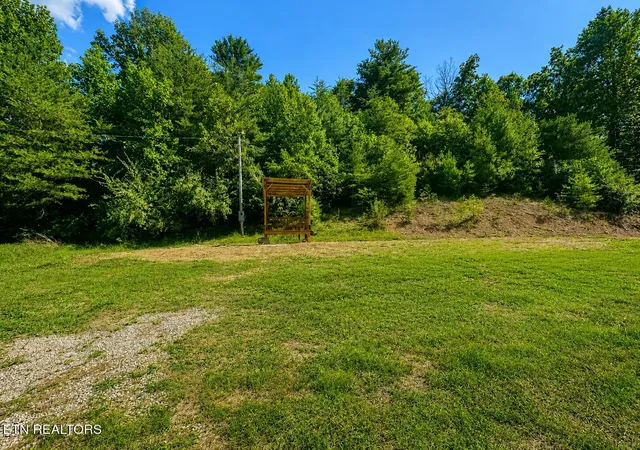 Photo 1 of Sale Pending at 1085 Catoosa Rd, Wartburg, TN 37887 | MLS# 1354540 | Listing updated on 2026-09-17