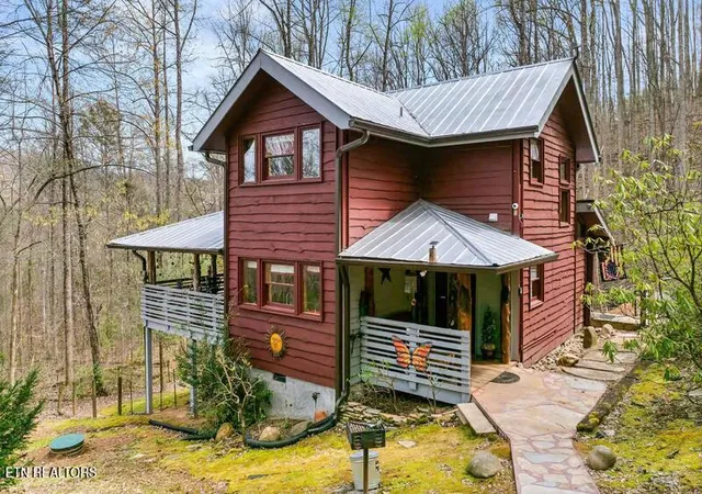 Photo 2 of Single family home for sale at 2850 Joyner Hills Ln, Sevierville, TN 37876 | MLS# 1354538 | Listing updated on 2026-09-05
