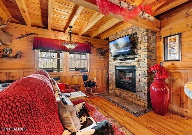 Photo 4 of Single family home for sale at 2850 Joyner Hills Ln, Sevierville, TN 37876 | MLS# 1354538 | Listing updated on 2026-09-05