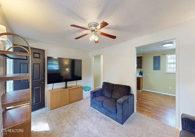 Photo 3 of Single family home for sale at 1004 Lincoln Dr, Madisonville, TN 37354 | MLS# 1354589 | Listing updated on 2026-09-05