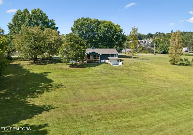 Photo 4 of Sale Pending at 5962 Babelay Rd, Knoxville, TN 37924 | MLS# 1354516 | Listing updated on 2026-09-12