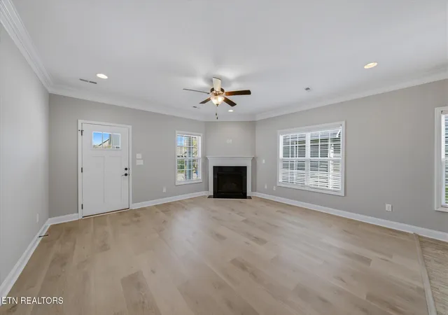 Photo 3 of Single family home for sale at 114 Hackberry St, Oak Ridge, TN 37830 | MLS# 1354529 | Listing updated on 2026-09-21