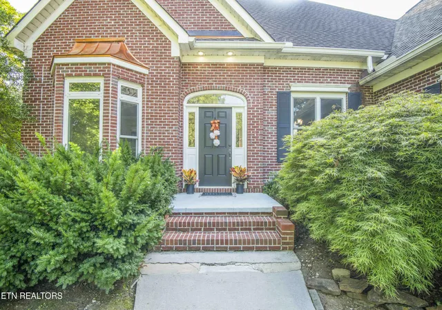 Photo 2 of Sale Pending at 160 Grandview Ln, Clinton, TN 37716 | MLS# 1354581 | Listing updated on 2026-09-24