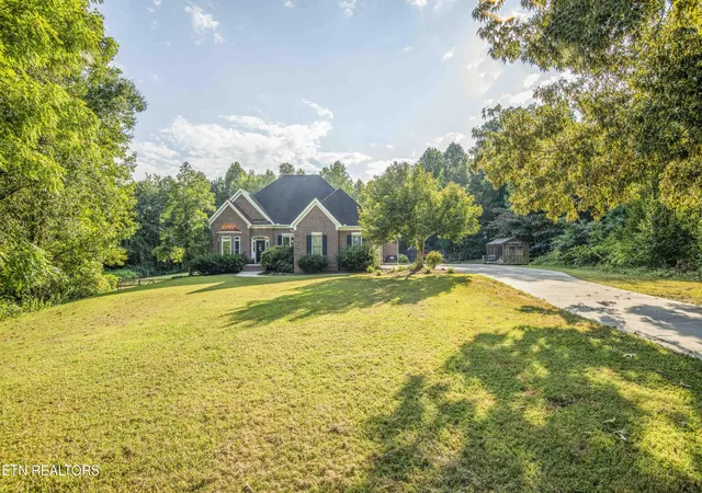 Photo 3 of Sale Pending at 160 Grandview Ln, Clinton, TN 37716 | MLS# 1354581 | Listing updated on 2026-09-24