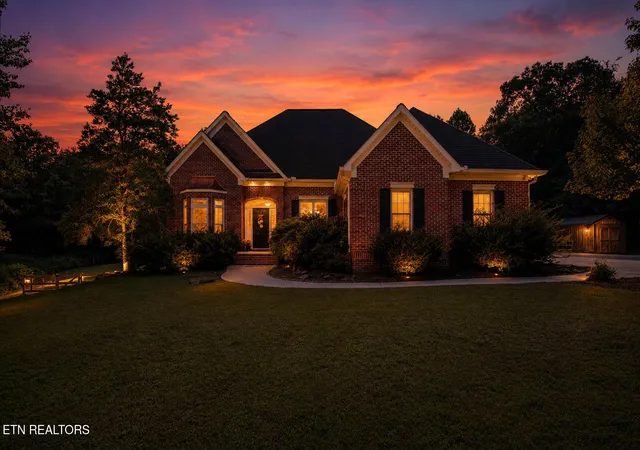 Photo 3 of Sale Pending at 160 Grandview Ln, Clinton, TN 37716 | MLS# 1354581 | Listing updated on 2026-09-24