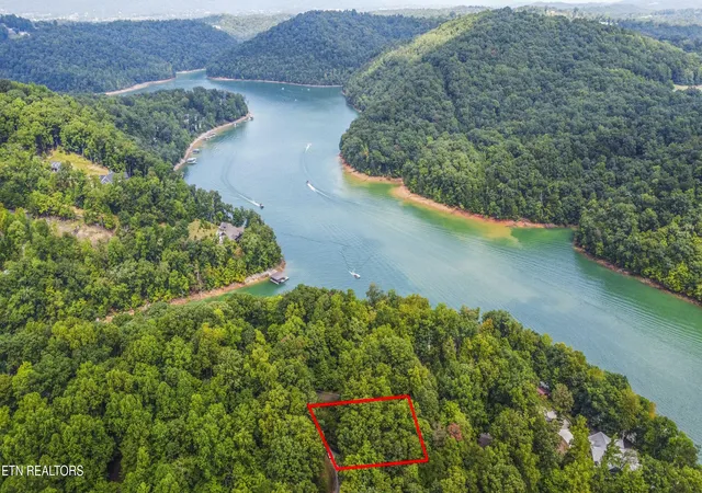 Land for sale at S Shorewood Ln, Caryville, TN 37714 | MLS# 1354534