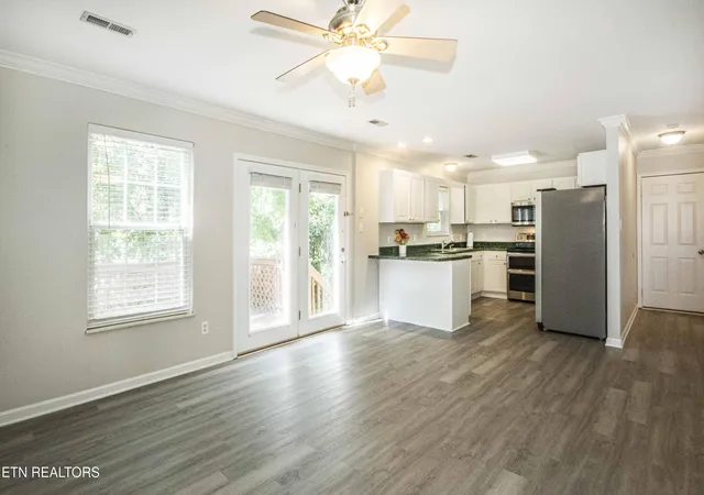 Photo 4 of Single family home for sale at 10934 Topview Ln, Knoxville, TN 37934 | MLS# 1354547 | Listing updated on 2026-09-17