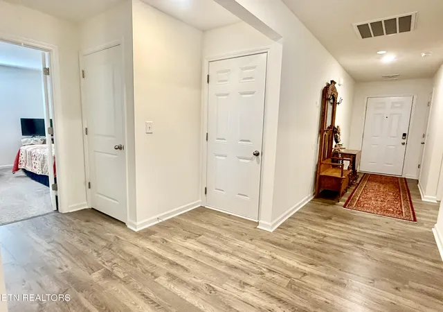 Photo 3 of Single family home for sale at 7530 Grasshopper Ln, Corryton, TN 37721 | MLS# 1354557 | Listing updated on 2026-09-10