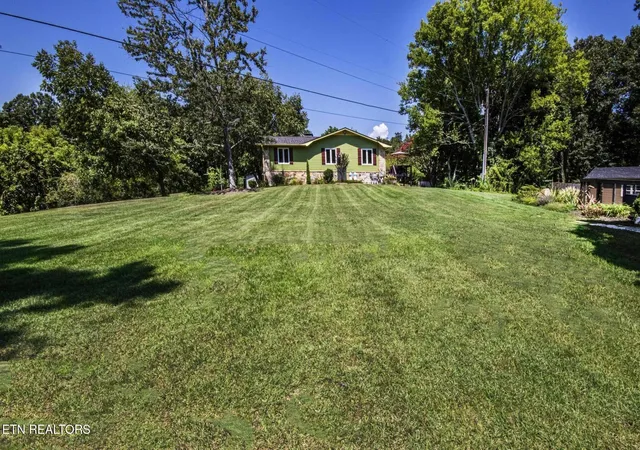 Photo 3 of Single family home for sale at 27920 Hines Valley Rd, Loudon, TN 37774 | MLS# 1355131 | Listing updated on 2026-10-12